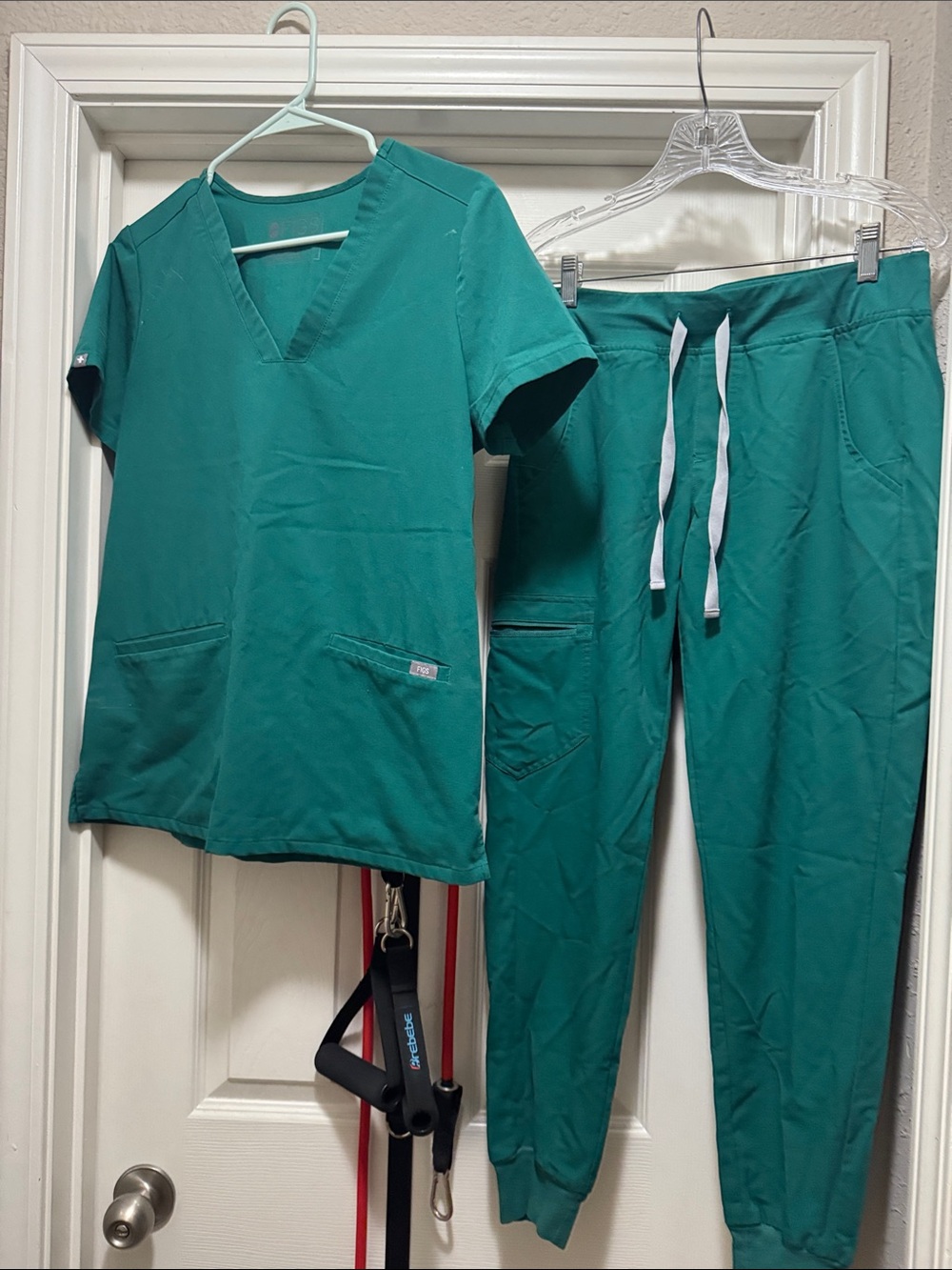 Figs Women's Teal Scrub Top and Jogger Pants Set